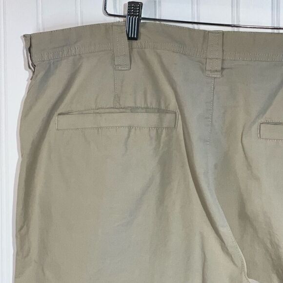 Columbia Flat Front Shorts Mens 40W/10L Tan Regular Classic Fit Hiking Golf - Picture 7 of 10